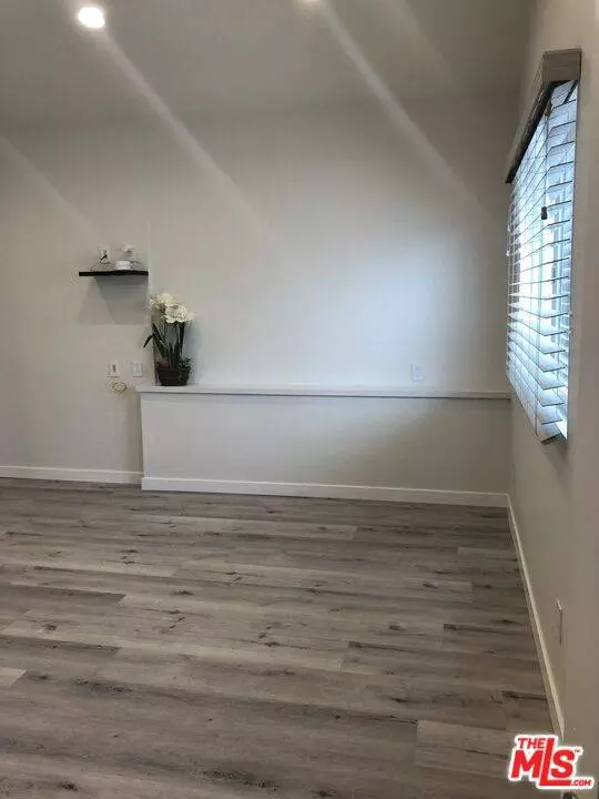 6140 W 74th St, Los Angeles, CA 90045