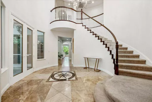 8631 French Creek CT, Roseville, CA 95747