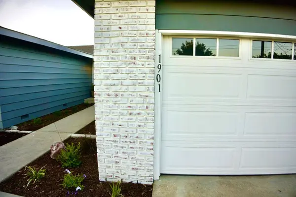 1901 Merritt ST, Turlock, CA 95380