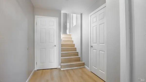 155 White Pine DR, Vallejo, CA 94591