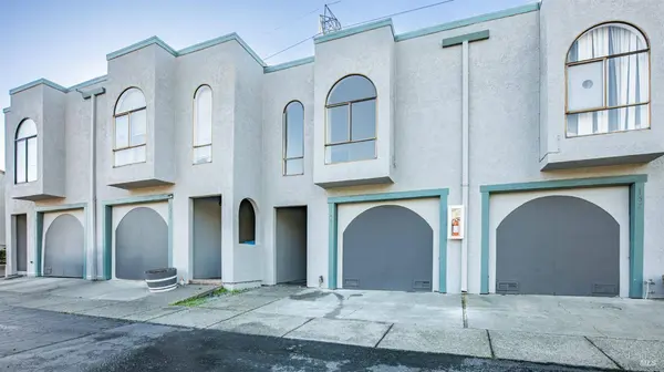 155 White Pine DR, Vallejo, CA 94591