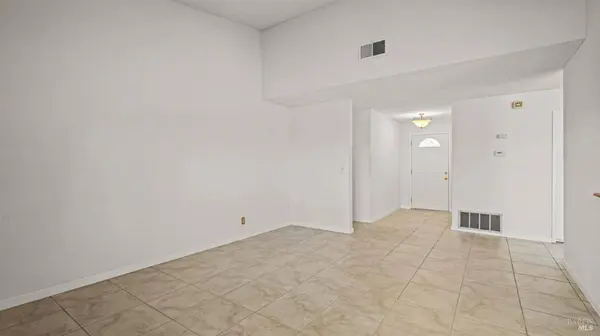 91 Banbury WAY, Benicia, CA 94510