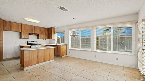 91 Banbury WAY, Benicia, CA 94510