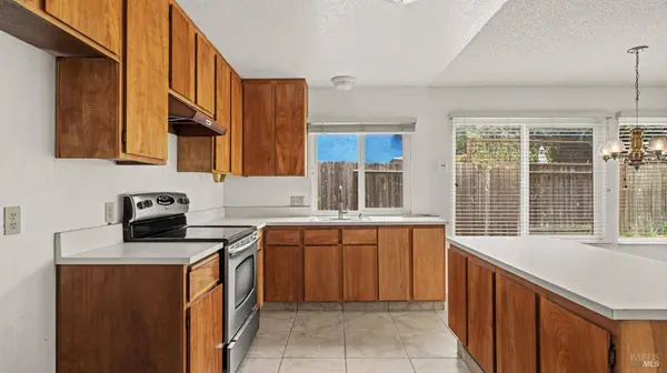 91 Banbury WAY, Benicia, CA 94510