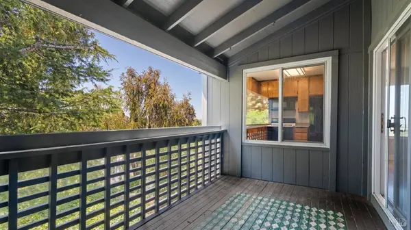 355 Parkview TER, Vallejo, CA 94589