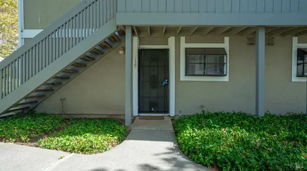 900 Southampton RD, Benicia, CA 94510