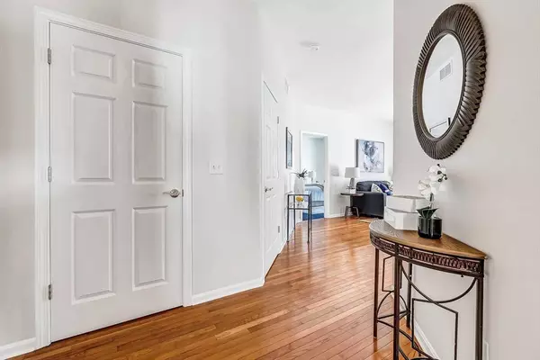 5 Lindsey Ln #5, Grafton, MA 01560