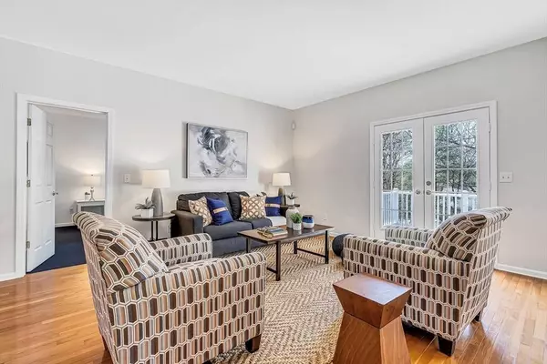 5 Lindsey Ln #5, Grafton, MA 01560