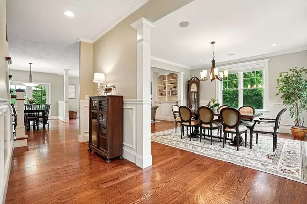 23 Lamplighter Dr, Shrewsbury, MA 01545