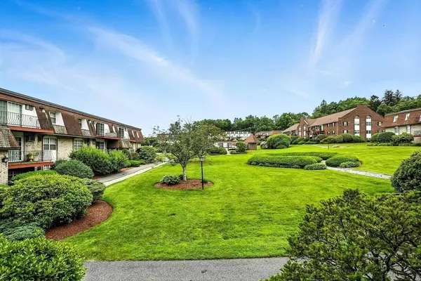 18 Williamsburg Ct #12, Shrewsbury, MA 01545