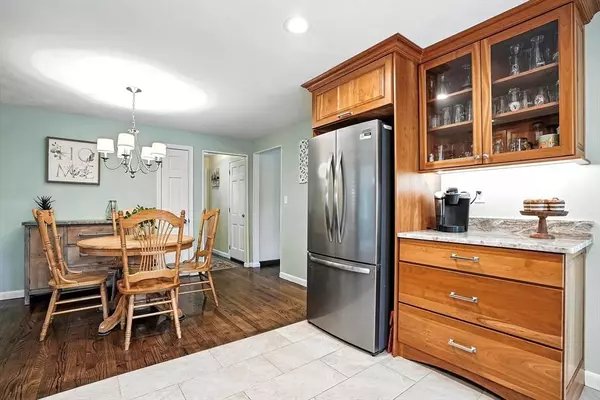 10 Captain Eager Dr, Northborough, MA 01532