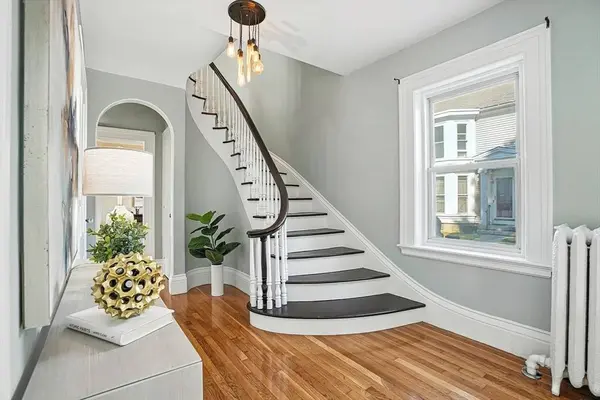 18 Church St, Westborough, MA 01581