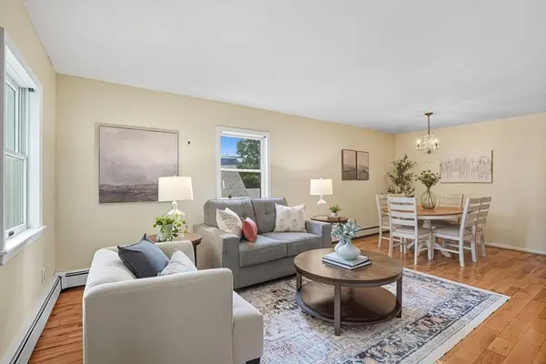 14 Grove St #3, Westborough, MA 01581