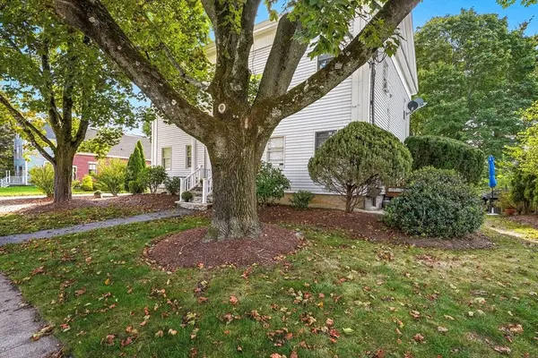 14 Grove St #3, Westborough, MA 01581