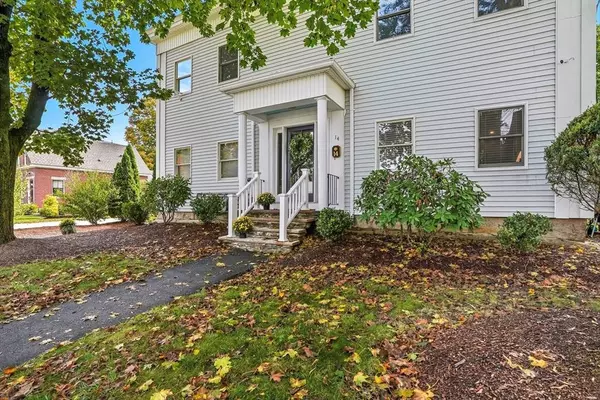 14 Grove St #2, Westborough, MA 01581
