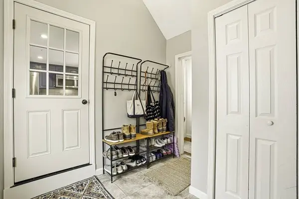 17 Walker St, Westborough, MA 01581