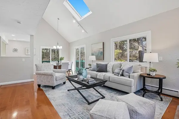 5 Victory Ln, Hopkinton, MA 01748