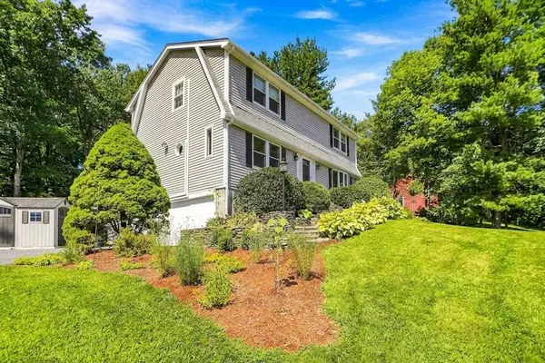 97 Lee St, West Boylston, MA 01583