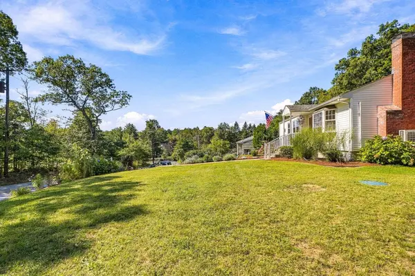 218 Myrtle St, Ashland, MA 01721