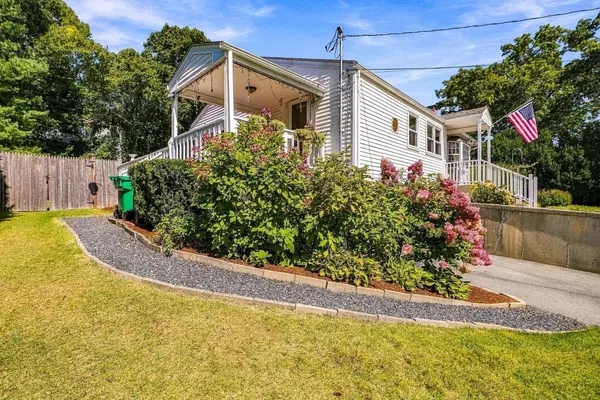 218 Myrtle St, Ashland, MA 01721