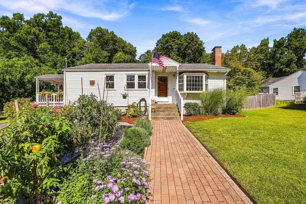 218 Myrtle St, Ashland, MA 01721