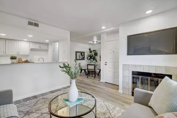 168 Pierpoint CIR, Folsom, CA 95630