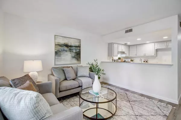 168 Pierpoint CIR, Folsom, CA 95630