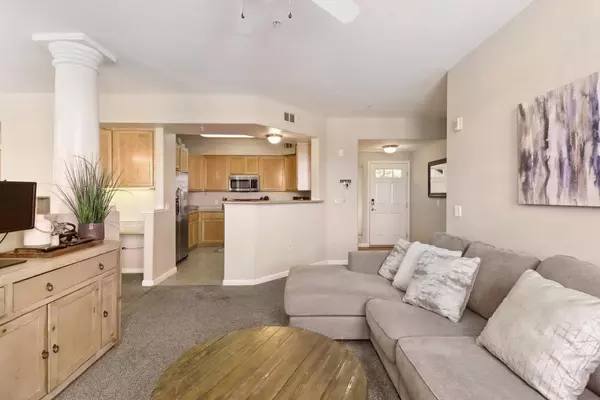 400 Moon CIR #428, Folsom, CA 95630