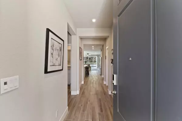 1280 Seneca CIR, El Dorado Hills, CA 95762