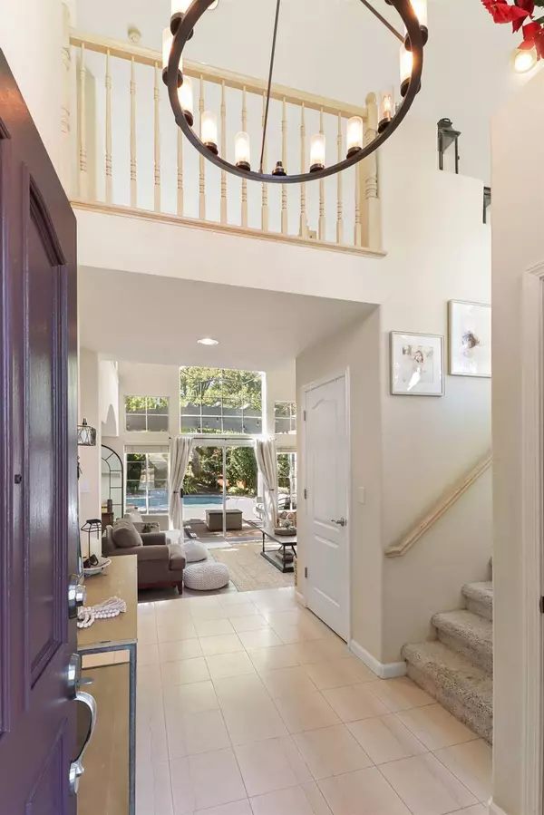 98 Demurrage WAY, Folsom, CA 95630