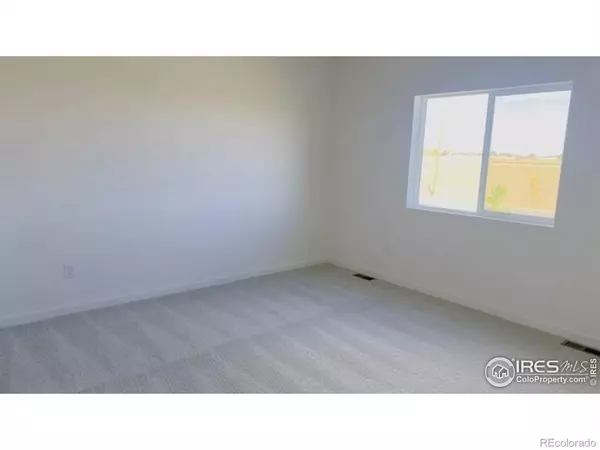 689 Muturu RD, Johnstown, CO 80534