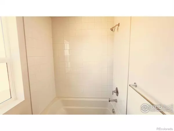 677 Muturu RD, Johnstown, CO 80534