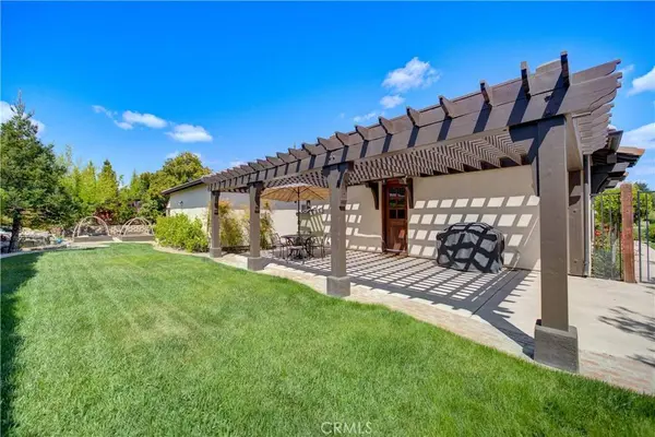 1090 Muscat CT, Templeton, CA 93465