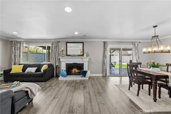 27933 Honeycomb, Saugus, CA 91350
