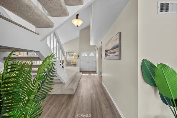25676 Lochmoor, Valencia, CA 91355
