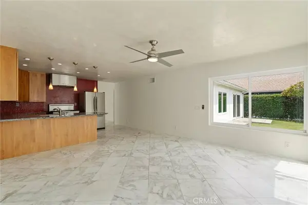 941 Jasmin CIR, Costa Mesa, CA 92626