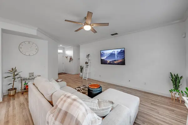 9904 Prairie Dunes WAY, Sacramento, CA 95829