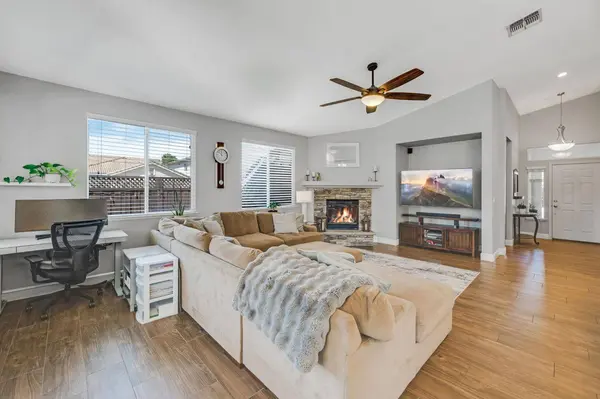 6500 Oscar Cir, Elk Grove, CA 95757