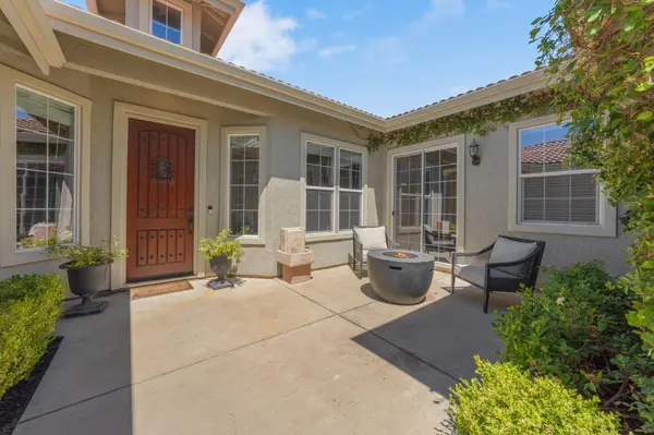 5048 Stroman LN, Sacramento, CA 95835