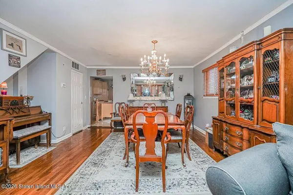 27 Gauldy AVE, Staten Island, NY 10314