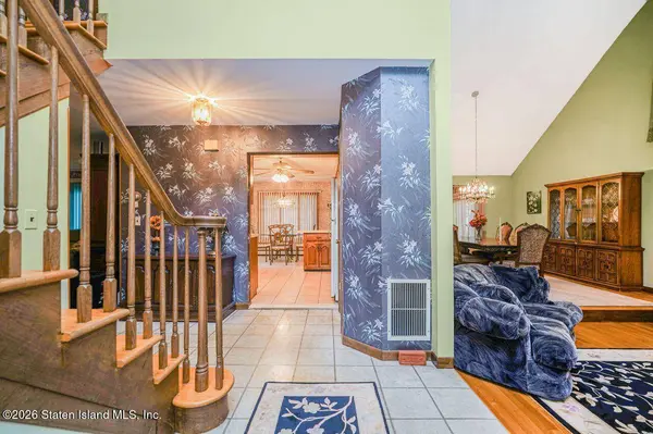 58 Jacob ST, Staten Island, NY 10307