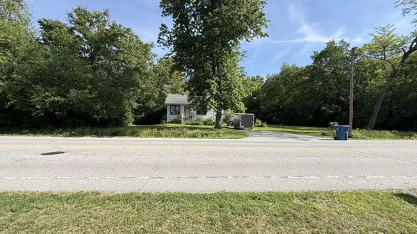 130 E Division, Demotte, IN 46310