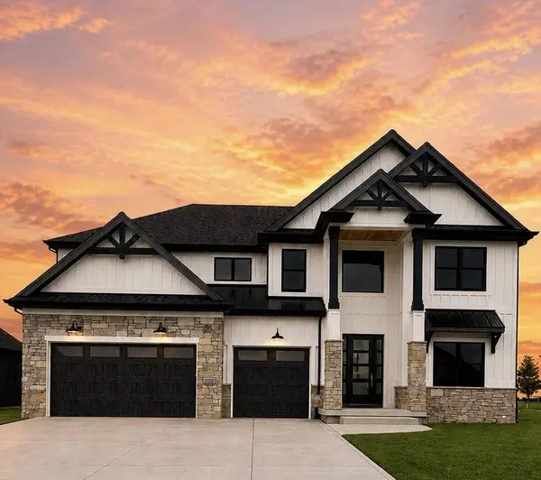 13350 Camas DR, St. John, IN 46373