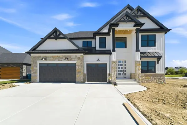 13350 Camas DR, St. John, IN 46373