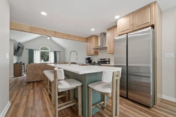 10852 N 100, Wheatfield, IN 46392
