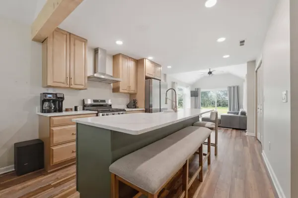 10852 N 100, Wheatfield, IN 46392