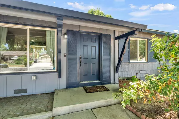 7917 East Parkway, Sacramento, CA 95823