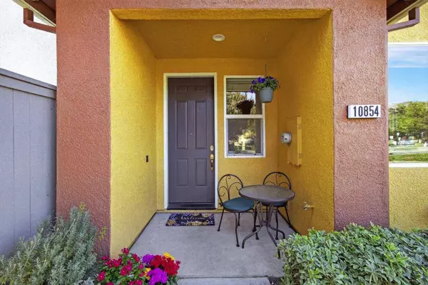 10854 Atherstone DR, Rancho Cordova, CA 95670