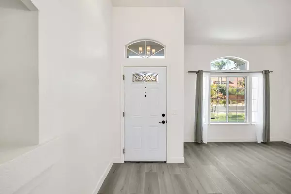 8941 W Bramblewood Way, Elk Grove, CA 95758