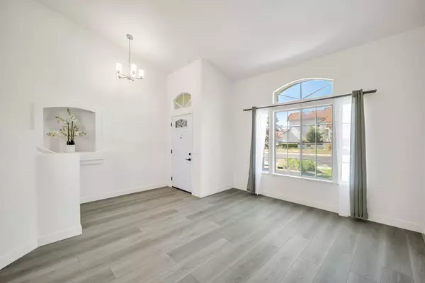 8941 W Bramblewood Way, Elk Grove, CA 95758